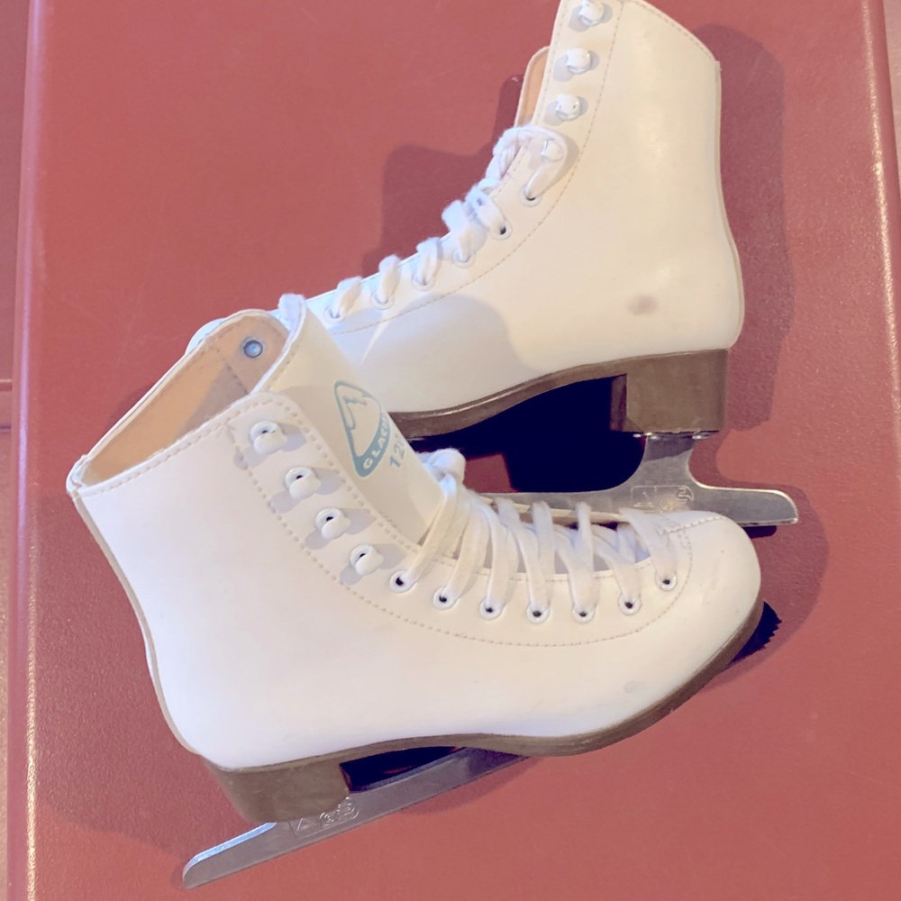 Ice skates
